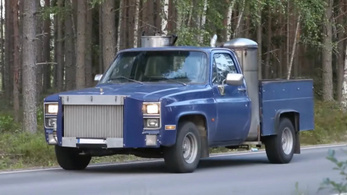 Ez a V8-as Chevy pickup fával megy és még sebességrekordot is dönt