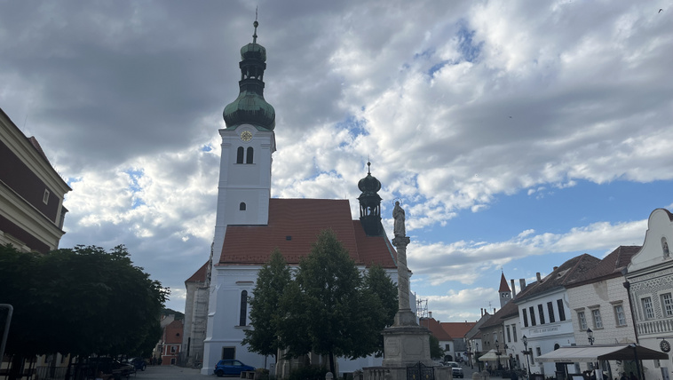 Titokzatos folt jelent meg a kőszegi templom tornyán
