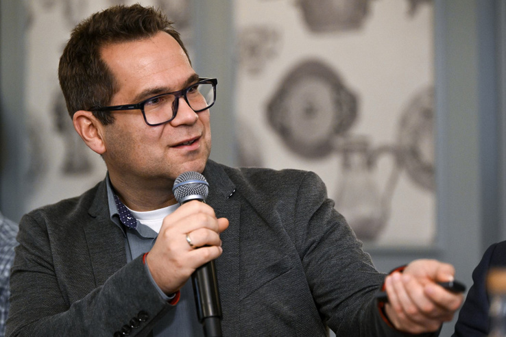Balogh László: Az euróbevezetés napirendre kerülése is lökést adhat a lakáspiaci forgalomnak