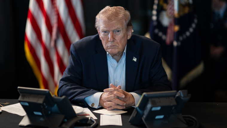 Donald Trump olyat művelt, amit tehetetlenül kellett végignézni Magyarországon