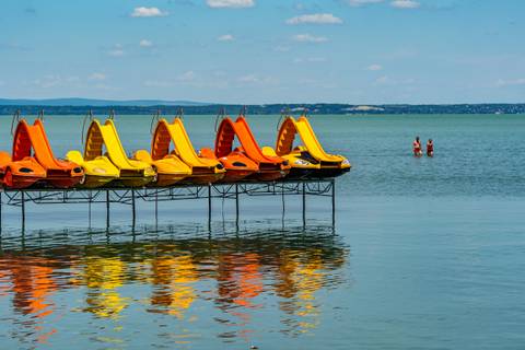 Gyerekbalesetek, hajómentések – Fokozott odafigyelést kérnek a Balaton alacsony vízszintje miatt