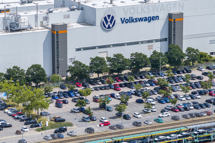 A mészárlásszerű költségcsökkentés ellen fordultak a Volkswagennél