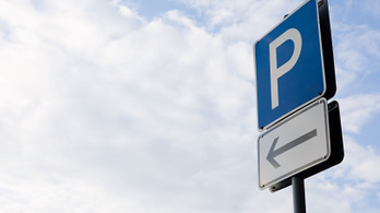 Kiderült egy újabb Hankó-ígéret háttere: így lett az ingyenesből 330 forintos parkolás