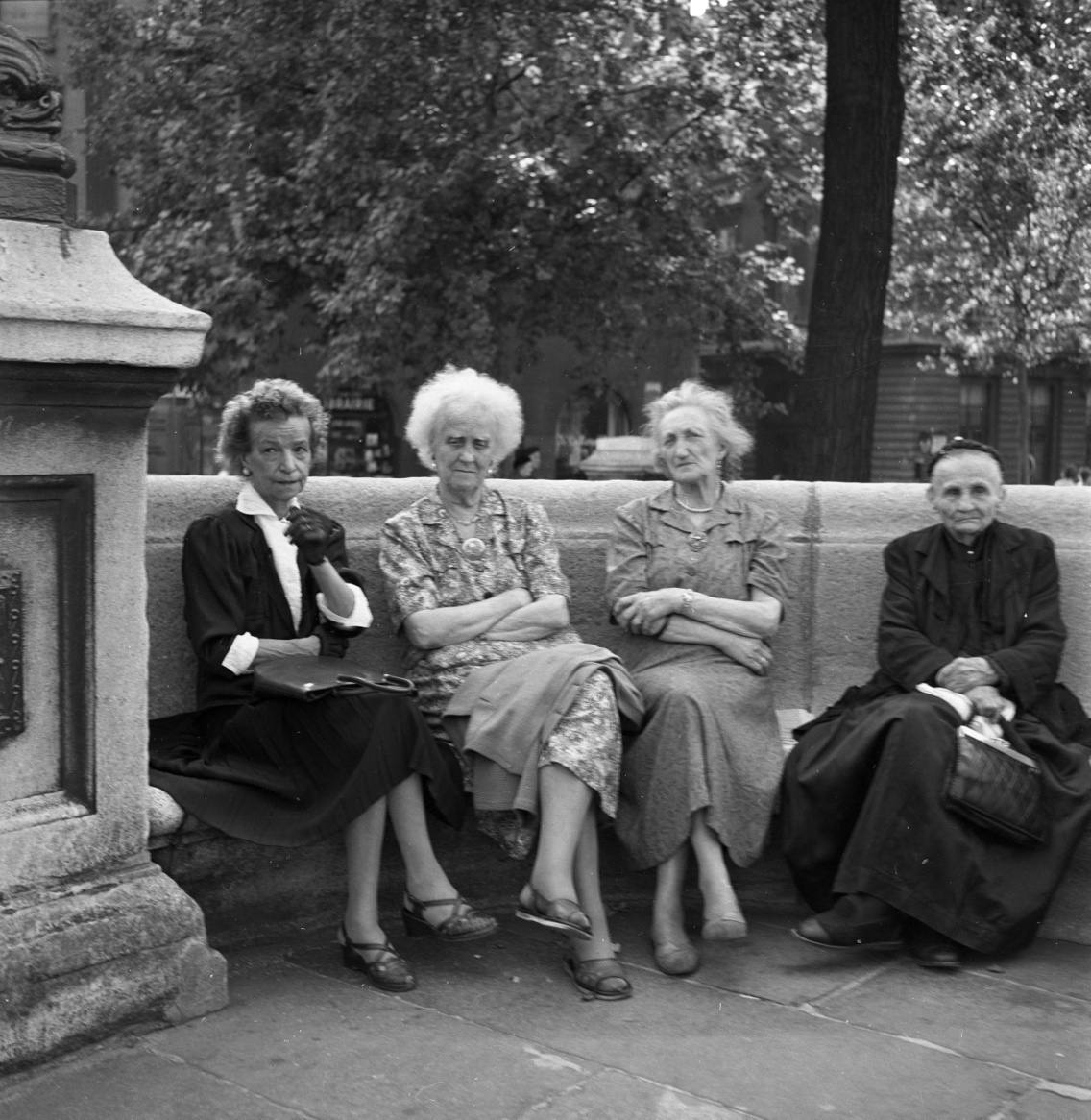 1957