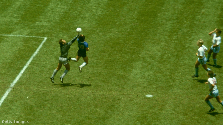 40 éves a futballtörténelem egyik legmegosztóbb gólja…