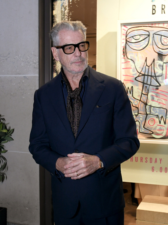 Friss képeken Pierce Brosnan 25 éves fia: mintha a színész fiatal mása lenne