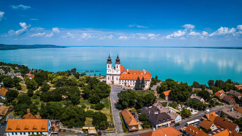 KVÍZ! Melyik Balaton-parti településen készült a kép?