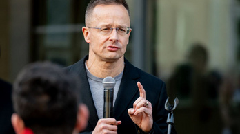 Szijjártó Péter lemond a parlamentben, egy kínai autógyártónál folytatja