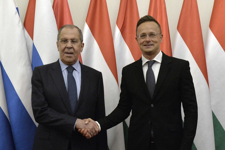 Ezerrel pörög a Szijjártó Péter főszereplésével készült paródiavideó, a&nbsp;Lavrov a&nbsp;barátom