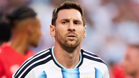 Lionel Messi 3 fia apja kiköpött mása: a tinédzser Thiago is focistának készül