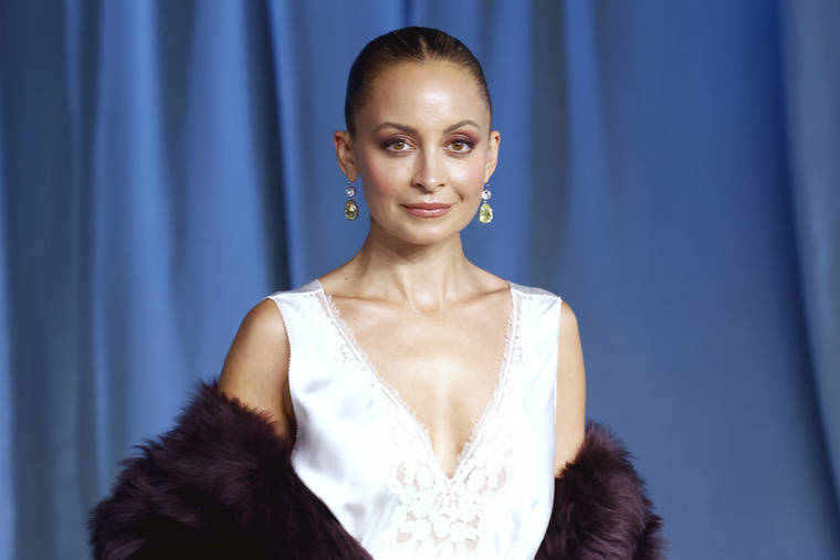 Nicole RichieNicole Richie 2007 augusztusában ittas vezetés miatt került börtönbe