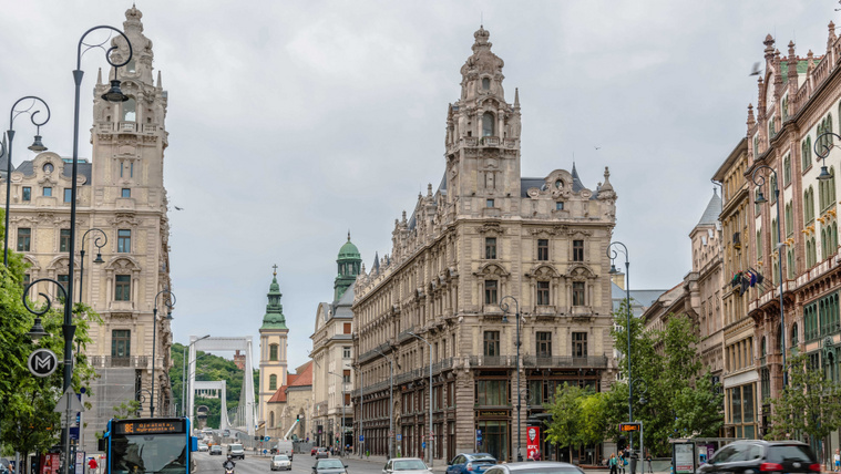 Luxusszállodává alakították a Ferenciek terén álló Klotild-palotát