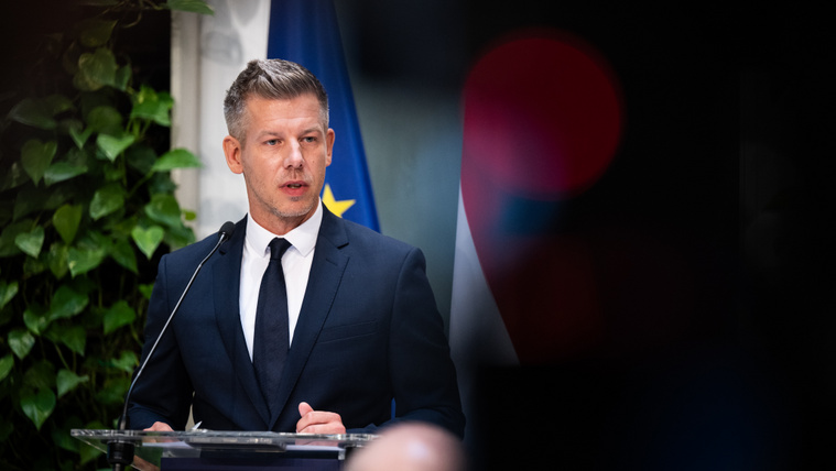 Magyar Péter Navracsics Tibor szavaiból jött rá, miért ellenzi a Fidesz a&nbsp;Vagyonvisszaszerzési Hivatal felállítását