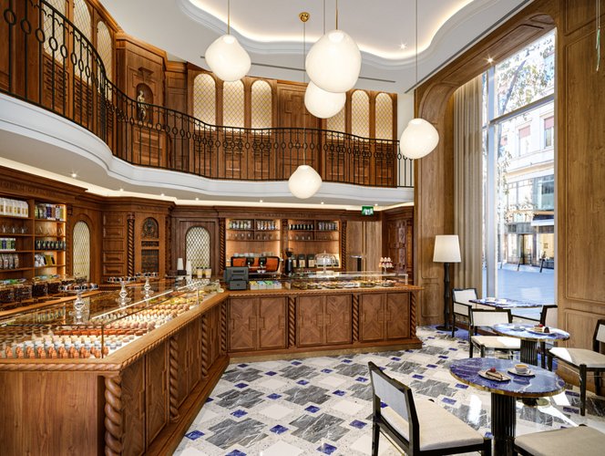 Kolozsvári patikából fine dining kávézó, trieszti cipőboltból Sacher-cukrászda nyílt