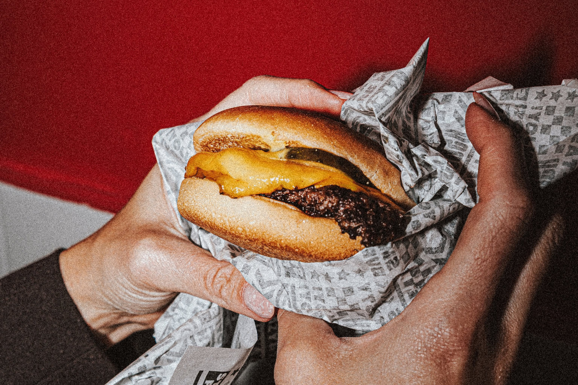 mr-smash-burger-741679380 17884388205601509 1217656129302671166