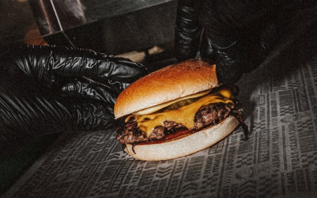 mr-smash-burger-700154823 17875099293601509 4268652610956562284