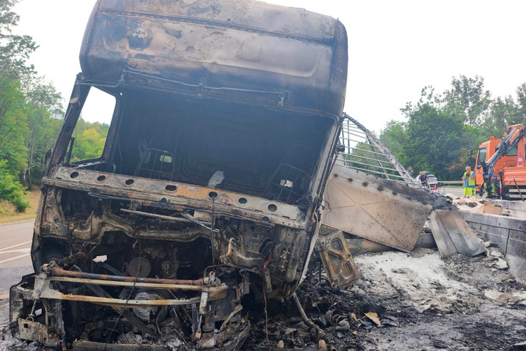 Megszólal az anya az M3-ason történt kamionbalesetről