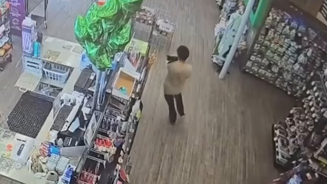 Lopott kismacskával a kezében próbált meg bankot rabolni egy férfi Marylandben