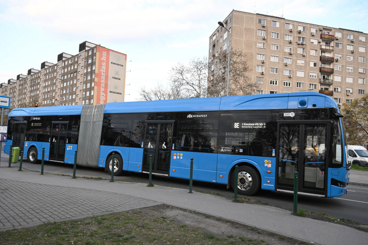 250 új elektromos busszal zöldítenék ki Budapestet