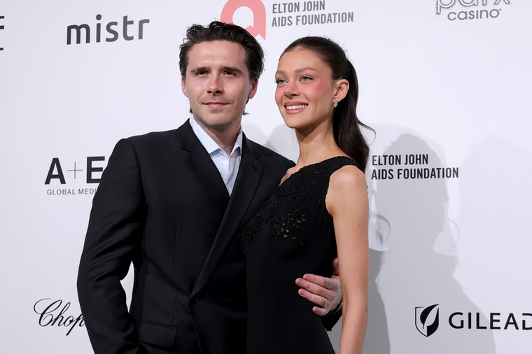 Brooklyn Beckham és Nicola Peltz&nbsp;Brooklyn Beckham és Nicola Peltz 2022-ben mondta ki az igent a Peltz család Palm Beach-i birtokán