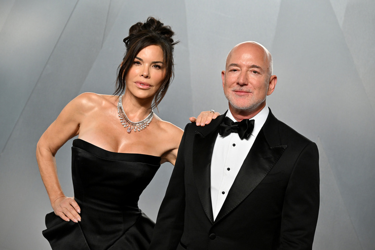Jeff Bezos és Lauren Sánchez&nbsp;Az Amazon alapítója, Jeff Bezos a világ egyik leggazdagabb embere, így valószínűleg senkit nem lepett meg, hogy Lauren Sánchezzel közös velencei esküvőjüknél sem a spórolás volt az elsődleges szempont
