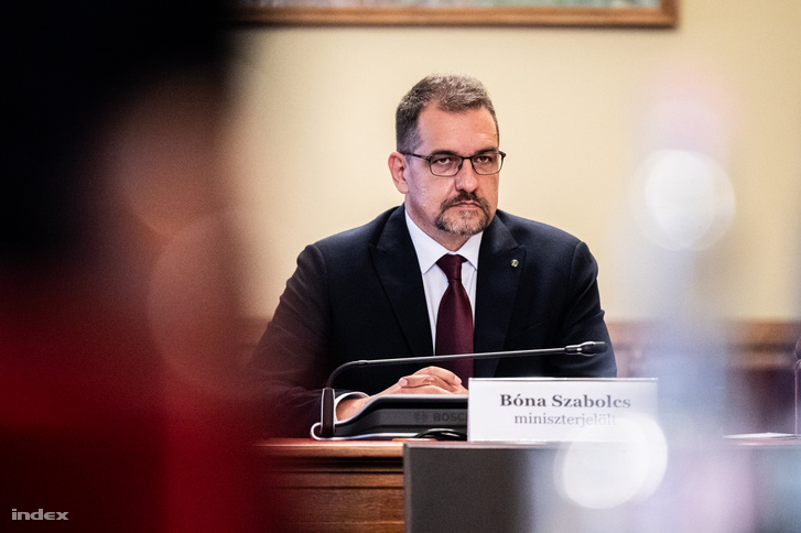 Bóna Szabolcs 2026. május 11-én
