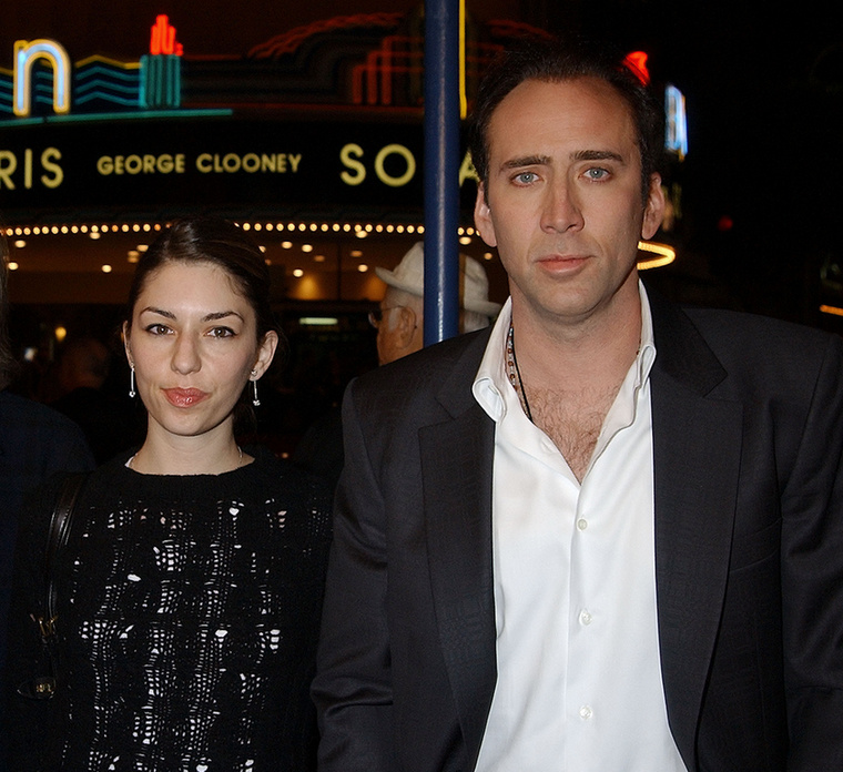 Sofia Coppola és Nicolas Cage unokatestvérekNicolas Cage eredeti neve Nicolas Kim Coppola