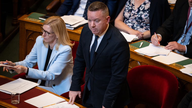 Kemény üzenetet küldtek Pósfai Gábornak a rendőrök, nem a vezetőcserék érdeklik őket