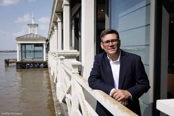 Andy Burnham Gravesendben, Angliában 2026. július 17-én