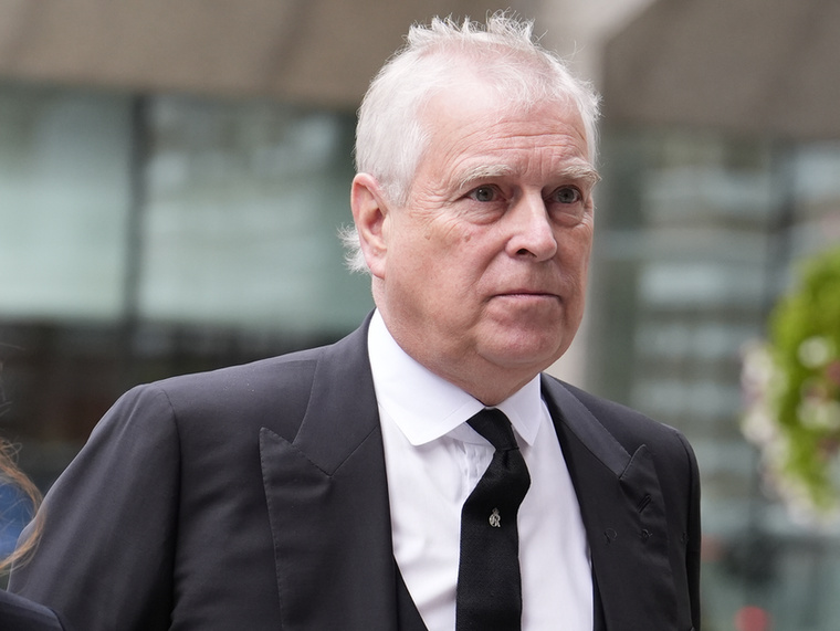 András herceg és Jeffrey Epstein kapcsolataA modern brit monarchia egyik legsúlyosabb botránya András herceg és Jeffrey Epstein kapcsolatához kötődik
