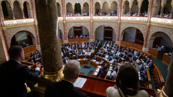 A legfőbb ügyész máris börtönben látná a parlamentből kieső fideszest