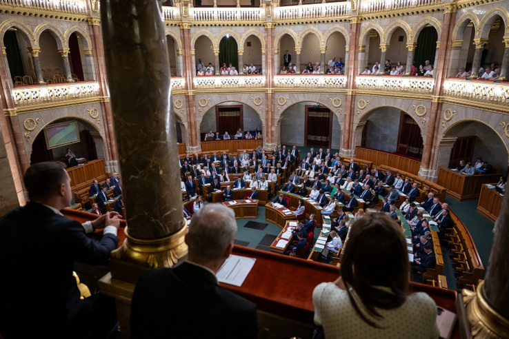 A legfőbb ügyész máris börtönben látná a parlamentből kieső fideszest