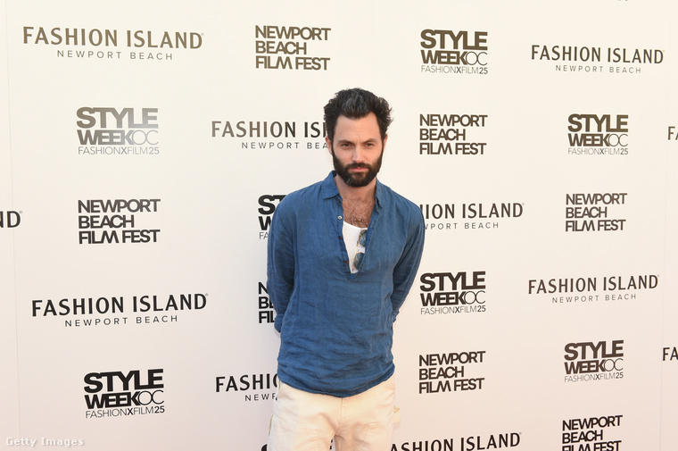 Penn Badgley gusztustalan körülmények között forgatta a You fináléjátA You sorozat befejező részének egyik jelenetét egy mesterséges tóban vették fel, amelynek környékét libaürülék borította