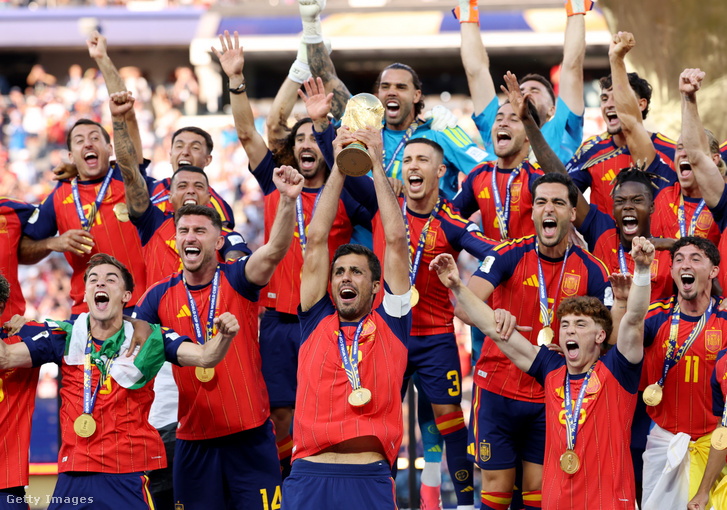 A spanyol válogatott ünnepel a 2026-os FIFA világbajnokság döntőjében, a Spanyolország és Argentína közötti mérkőzés után 2026. július 19-én