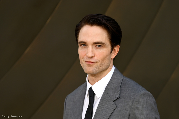 Robert Pattinson&nbsp;Robert Pattinson Antóniuszt, Pénelopé egyik legbefolyásosabb kérőjét alakítja
