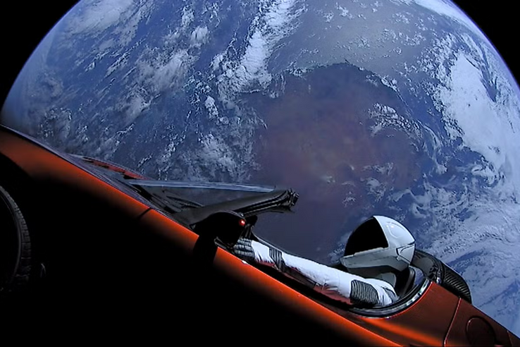 Földbe csapódhat az űrben keringő Tesla, de majd csak évmilliók&nbsp;múlva