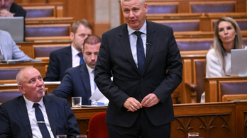 Feljelentést tesz Ruszin-Szendi Romulusz: nem találják az 500 millióért vásárolt eszközöket