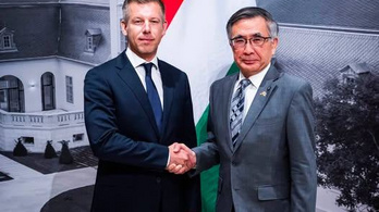 A Fidesz-székházból Magyar Péterhez ment a Suzuki-vezér