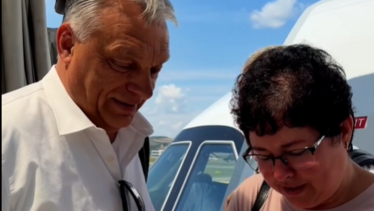 Így érkezett meg Orbán Viktor Tusnádfürdőre, egyetlen mondattal üzent