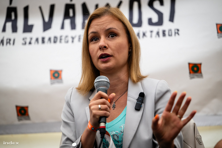 Dúró Dóra Tusványoson 2026. július 23-án