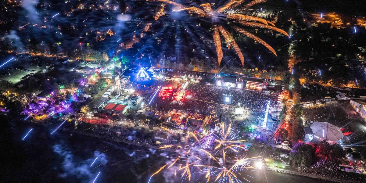 Tűzijáték, fényfestés – Három balatoni település összefogott az augusztus 20-i ünnepre