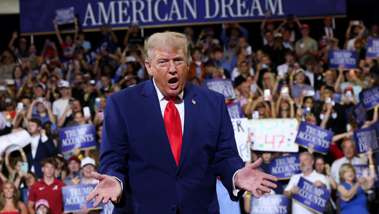Bohócot csináltak Donald Trumpból, és még csak fogalma sem volt róla