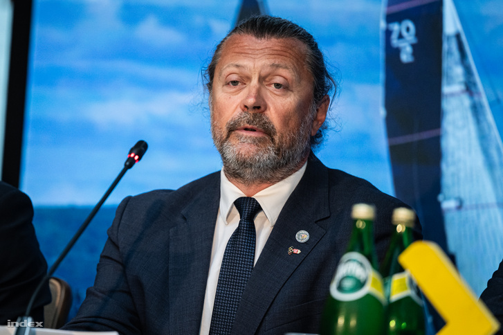 Gellér László