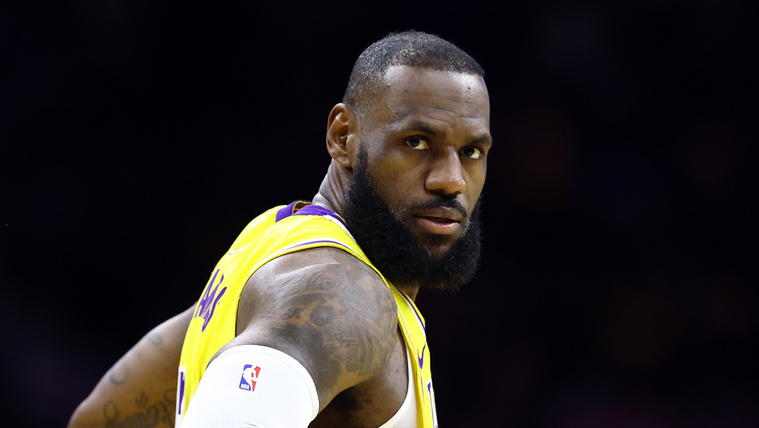 Hetekig találgatta a sajtó, most kiderült, hová igazol LeBron James
