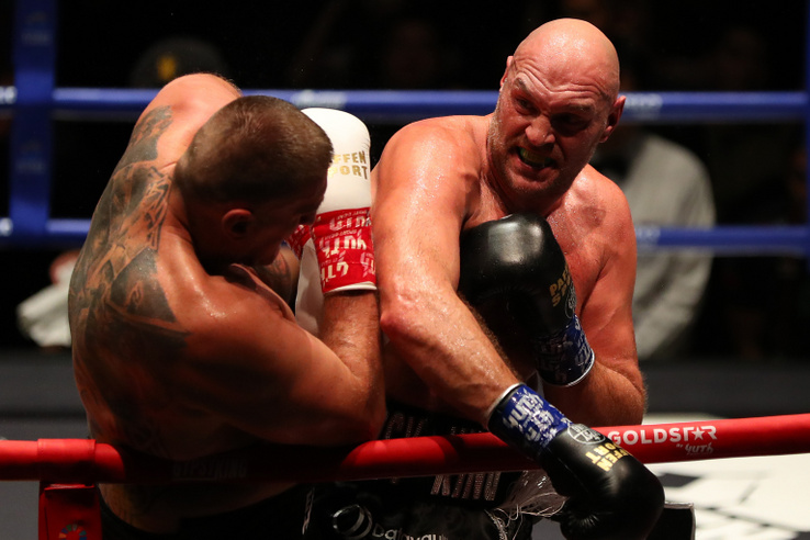 Tyson Fury játszóteret csinált veterán ellenfele etetőjéből