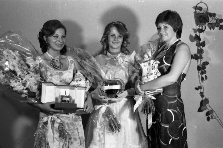 Jókaitól napjaink hírességeiig – Legendák és bálkirálynők a füredi Anna-bálon