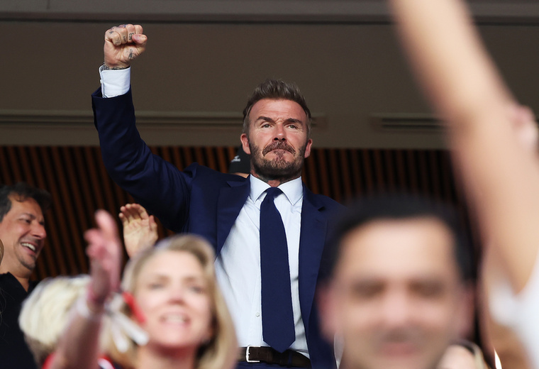 David BeckhamDavid Beckham játékos-pályafutása során kiharcolta magának a jogot, hogy 25 millió dollárért MLS-csapatot vásárolhasson