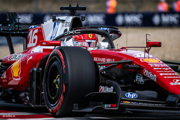 Charles Leclerc, a Ferrari monacói versenyzője a Forma–1-es Magyar Nagydíj harmadik szabadedzésén a mogyoródi Hungaroringen 2026. július 25-én