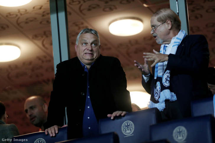 Orbán Viktor exminiszterelnök a Puskás Akadémia otthonának VIP-szektorában