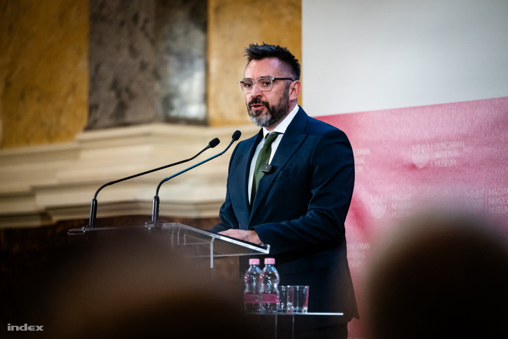 Sári Zsolt közgyűjteményi és örökségvédelemért felelős államtitkár